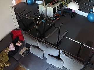 voyeurcam-julmodels-living-7
