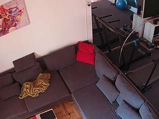 voyeurcam-julmodels-living-7