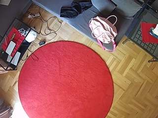 voyeurcam-julmodels-living-7