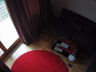 voyeurcam-julmodels-living-7