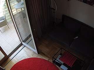 voyeurcam-julmodels-living-7