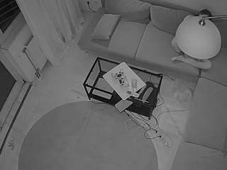 voyeurcam-julmodels-living-7