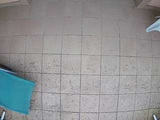 Bu model şu anda canlı. voyeurcam-julmodels-loggia-1