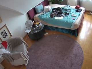 voyeurcam-julmodels-whitebed-1 Voyeur Amateurs camsoda