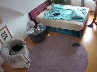 Cam Model Direct camsoda voyeurcam-julmodels-whitebed-1