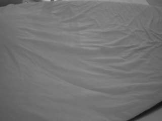 Live Cams Models camsoda voyeurcam-julmodels-whitebed-1