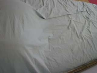 Live Cam Models camsoda voyeurcam-julmodels-whitebed-1