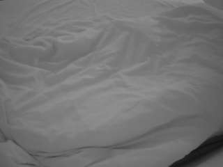 Live Naked Models camsoda voyeurcam-julmodels-whitebed-1