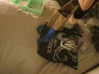 Cam To Cam Models camsoda voyeurcam-julmodels-whitebed-1