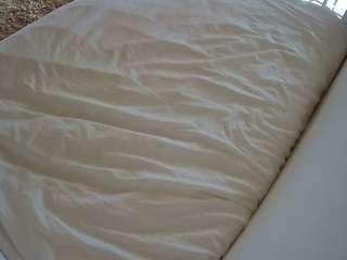 voyeurcam-julmodels-whitebed-1