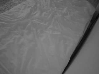 voyeurcam-julmodels-whitebed-1 Webcam Model Profile