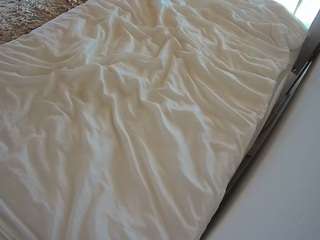 voyeurcam-julmodels-whitebed-1 Webcam Model Profile