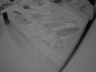 voyeurcam-julmodels-whitebed-1