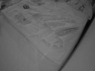voyeurcam-julmodels-whitebed-1