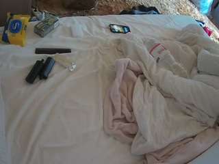 voyeurcam-julmodels-whitebed-1 webcam model