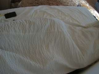 voyeurcam-julmodels-whitebed-1