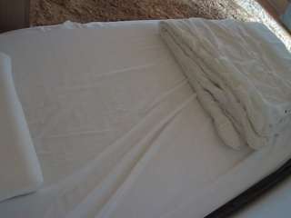 voyeurcam-julmodels-whitebed-1 webcam model