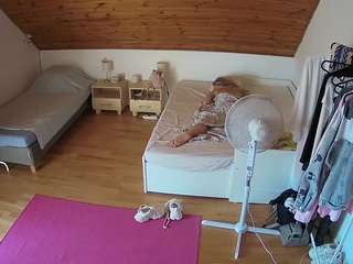 voyeurcam-julmodels-whitebed-2 Nude Babes Models camsoda