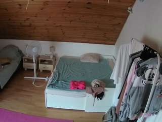 Cam Models voyeurcam-julmodels-whitebed-2 camsoda