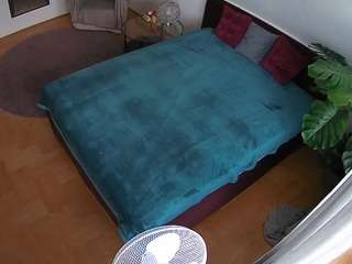 voyeurcam-julmodels-whitebed-2 Cam Model Direct camsoda