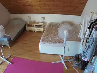 voyeurcam-julmodels-whitebed-2 Voyeur Hidden Cam camsoda