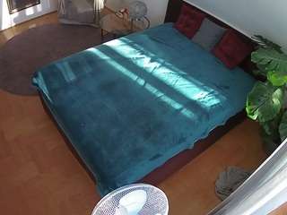 Amsoda camsoda voyeurcam-julmodels-whitebed-2