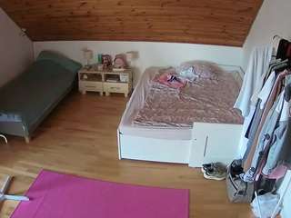 voyeurcam-julmodels-whitebed-2 camsoda Chat Abe 