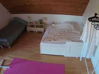 Whitehelene camsoda voyeurcam-julmodels-whitebed-2