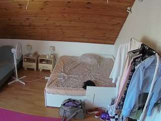 Bbw Cam Model camsoda voyeurcam-julmodels-whitebed-2