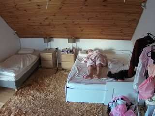 voyeurcam-julmodels-... webcam