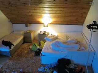 Julmodels Bedroom-C2