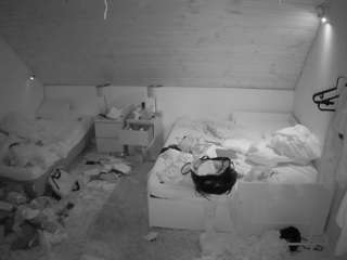 voyeurcam-julmod... Live Webcam on CamSoda