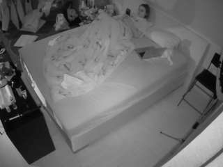 Julmodels Bedroom-C2 live cam