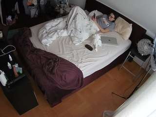 voyeurcam-julmod... Live Webcam on CamSoda