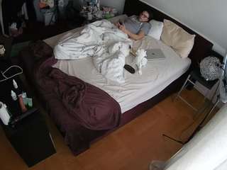 voyeurcam-julmod... Live Webcam on CamSoda