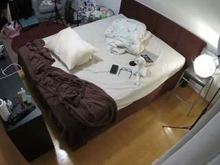 le modèle voyeurcam-julmodels-whitebed-2 est en webcam porno dans un show sur le site camsoda, il possède les tags suivants: athletic,brown eyes,hidden cam,julmodels-house,no drinking,no smoking,pov,sexwebcam,striptease,voyeur,hd