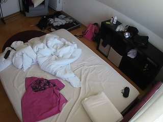 le modèle voyeurcam-julmodels-whitebed-2 est en webcam porno dans un show sur le site camsoda, il possède les tags suivants: athletic,brown eyes,hidden cam,julmodels-house,no drinking,no smoking,pov,sexwebcam,striptease,voyeur,hd