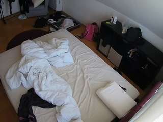 le modèle voyeurcam-julmodels-whitebed-2 est en webcam porno dans un show sur le site camsoda, il possède les tags suivants: athletic,brown eyes,hidden cam,julmodels-house,no drinking,no smoking,pov,sexwebcam,striptease,voyeur,hd