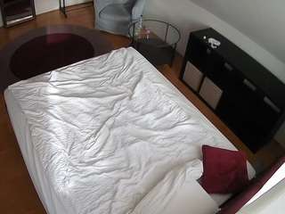 le modèle voyeurcam-julmodels-whitebed-2 est en webcam porno dans un show sur le site camsoda, il possède les tags suivants: athletic,brown eyes,hidden cam,julmodels-house,no drinking,no smoking,pov,sexwebcam,striptease,voyeur,hd