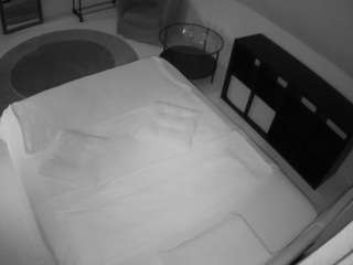 voyeurcam-julmod... Live Webcam on CamSoda