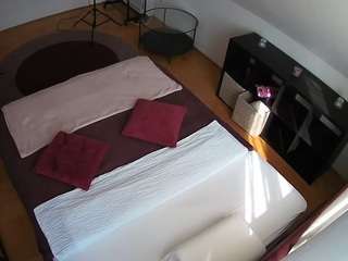 Julmodels Bedroom-C2 live webcam show