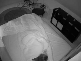 Julmodels Bedroom-C2 live cam preview