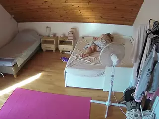 Julmodels Bedroom-C2's Live Sex Cam Show