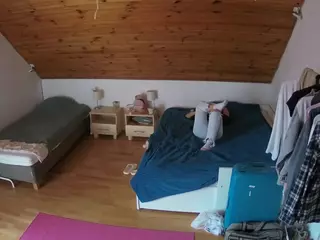 Julmodels Bedroom-C2's Live Sex Cam Show