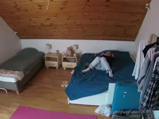 Julmodels Bedroom-C2's Live Sex Cam Show