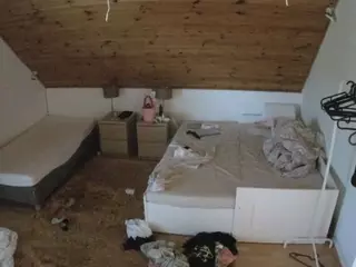 Julmodels Bedroom-C2's Live Sex Cam Show