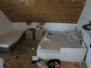 Julmodels Bedroom-C2's Live Sex Cam Show