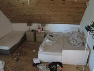Julmodels Bedroom-C2's Live Sex Cam Show