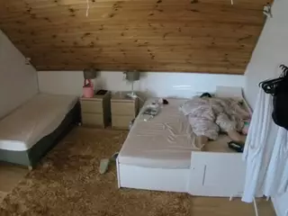 Julmodels Bedroom-C2's Live Sex Cam Show