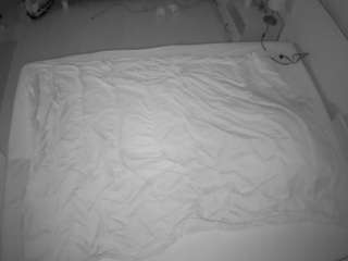 camsoda voyeurcam-julmodels-whitebed-3